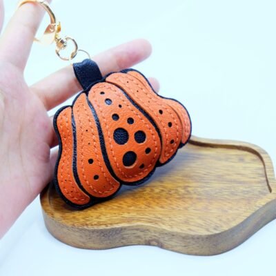 Handmade Sheepskin Leather Pumpkin Keychain: Halloween Bag Charm